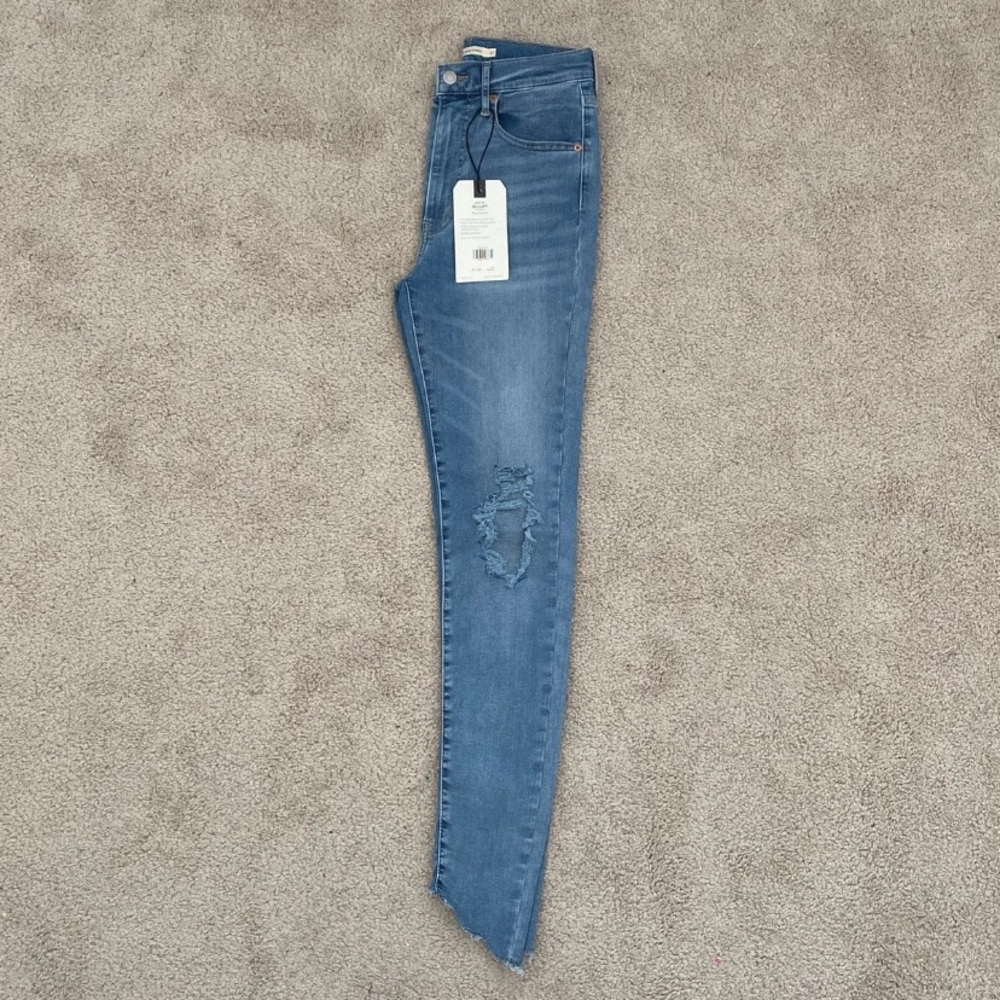 Levi’s Jeans
